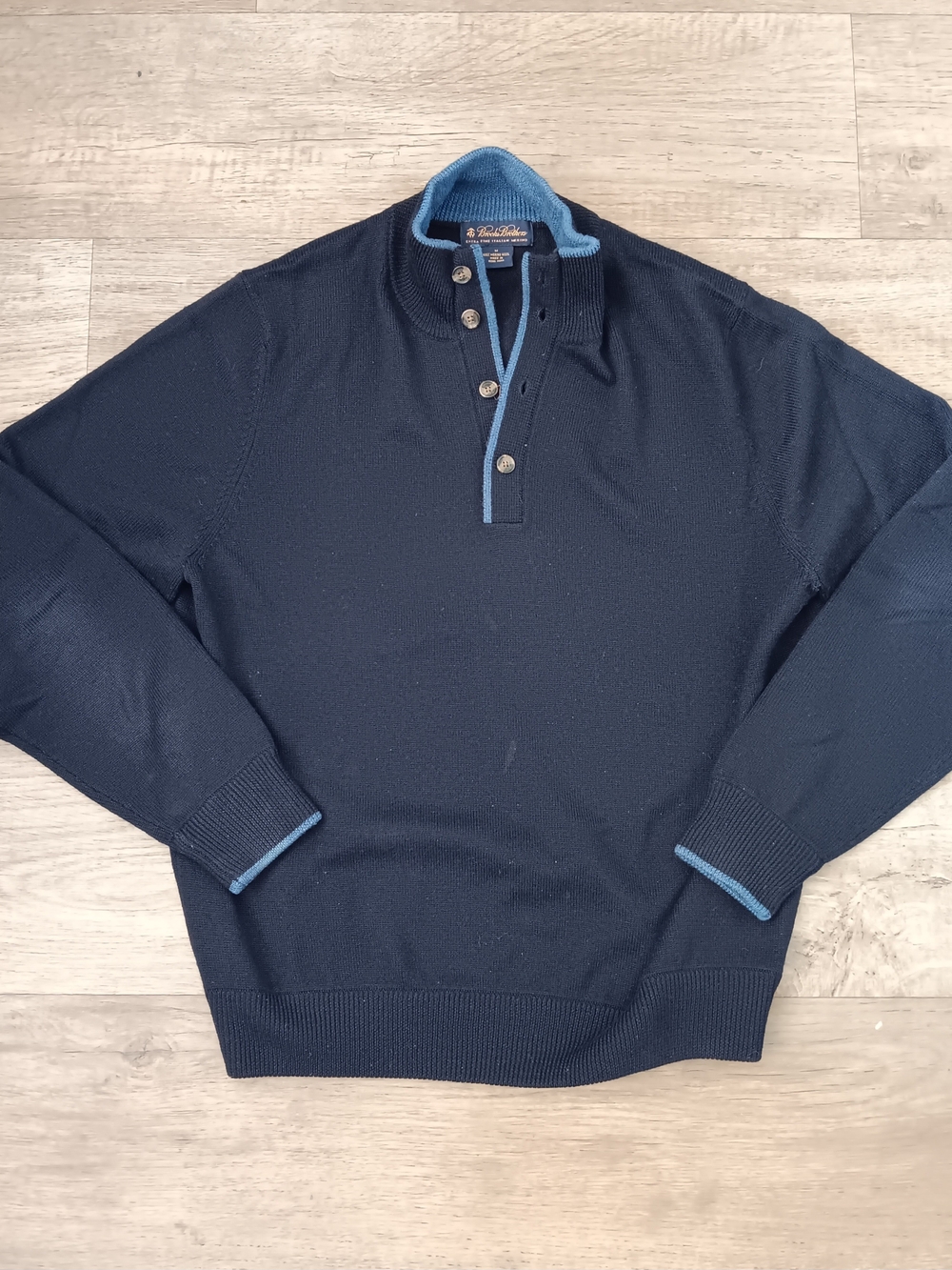 Brooks Brothers Navy Wool Pullover with Light Blue Trim Size Medium